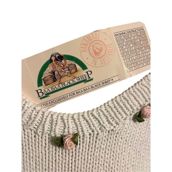 Baa Baa Black Sheep Handmade in Australia White V-Neck Short Sleeve 100% Austral - Picture 10 of 12